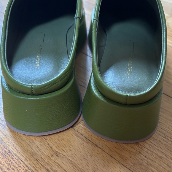 Intentionally blank risen platform mule in olive green size 9 - worn 2x - Picture 4 of 8